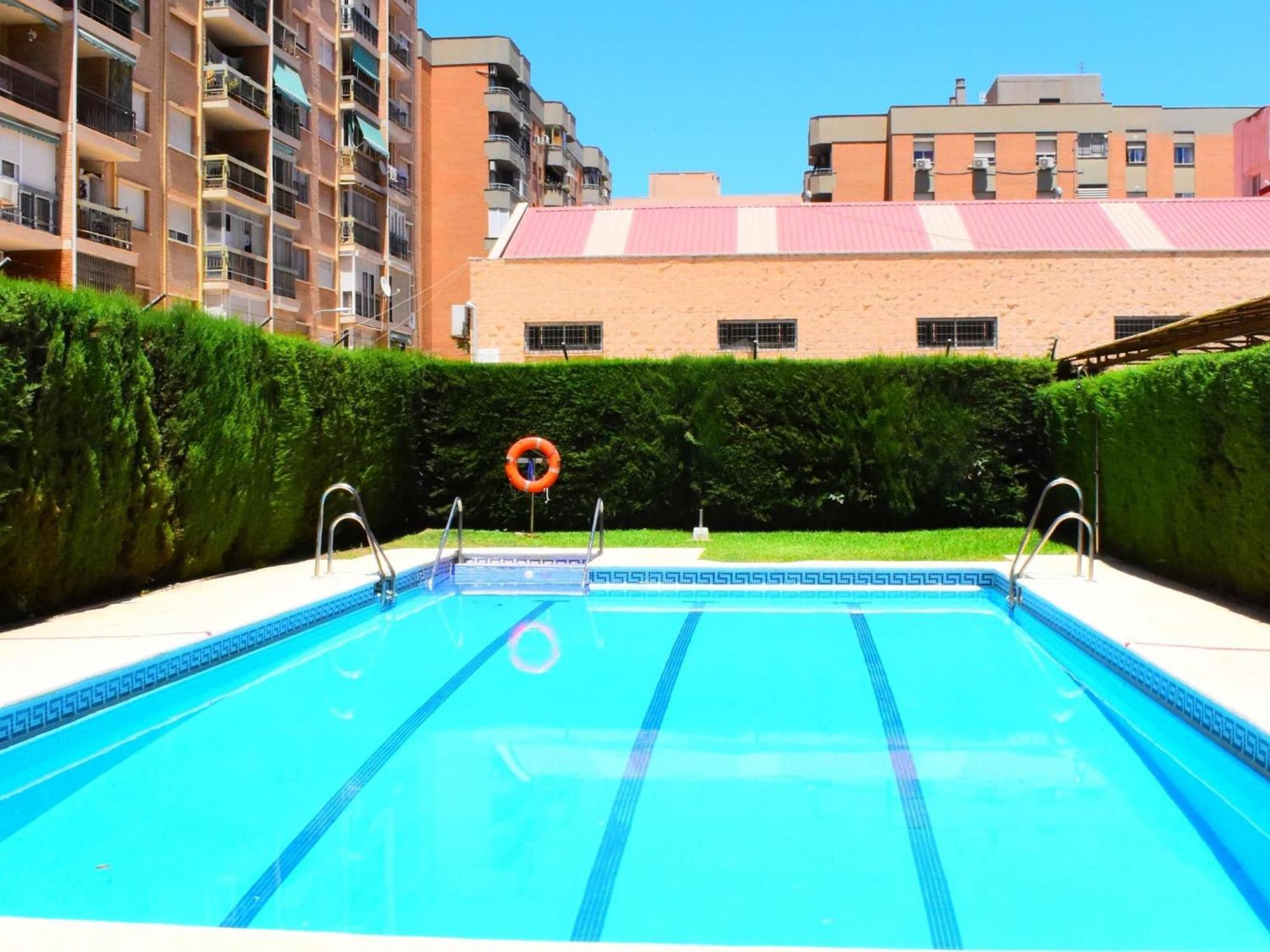 Amplio Y Luminoso Apartamento Cerca Del Centro Y La Playa Con Piscina Y Parking Privado Málaga Dış mekan fotoğraf